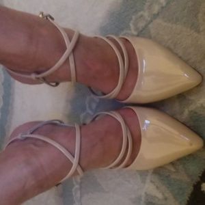 Size 6 call it spring tan heel